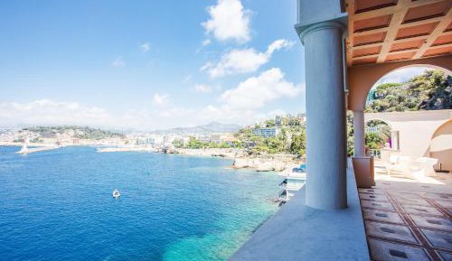 Villa with Sea View