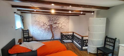 Twin Room with Private Bathroom