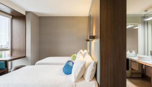 ALOFT, Guest room, 2 Queen, City view