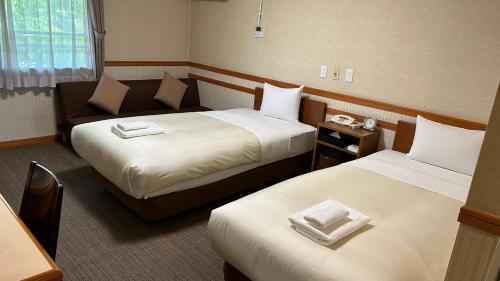 Twin Room - Non-Smoking