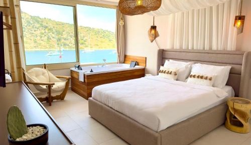 Double Room with Spa Bath