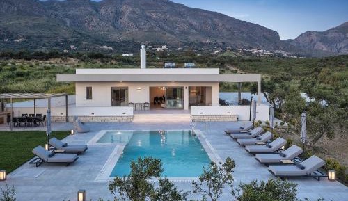 Deluxe Villa