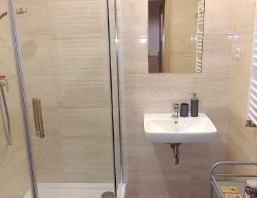 Quadruple Room with Private Bathroom