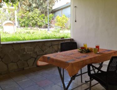 Apartment with Garden View