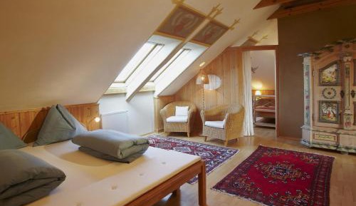 Apartment (2 Adults)