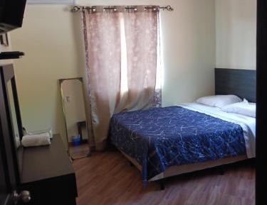 Queen Room with Garden View