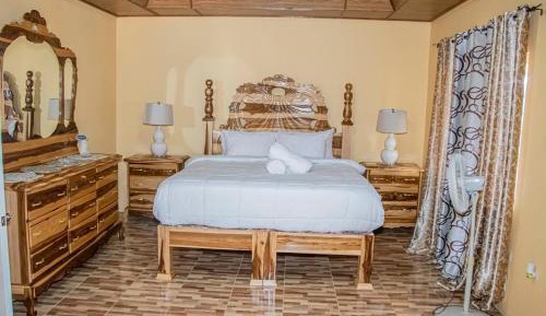 One-Bedroom Villa