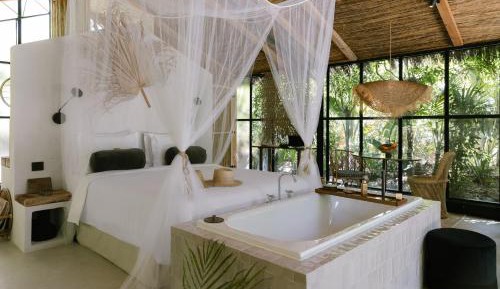 Deluxe Bungalow with Garden View