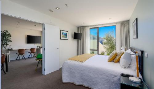 Three Bedroom Spa Suite