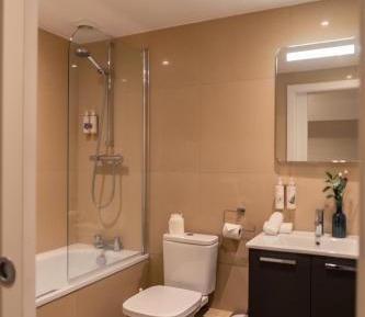 Boutique King - (Double room, King size bed)