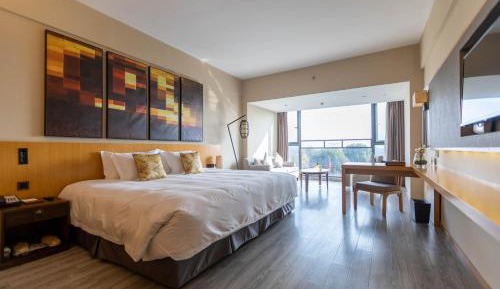 Deluxe Double Room with River View