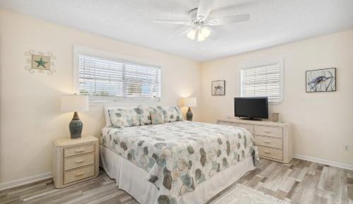 Two-Bedroom Holiday Home