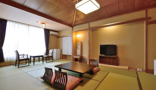 Superior Japanese-Style Room with Mt. Fuji View - East Wing