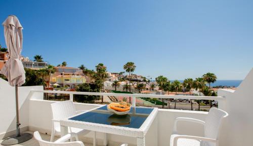 Studio Apartment with Sea View