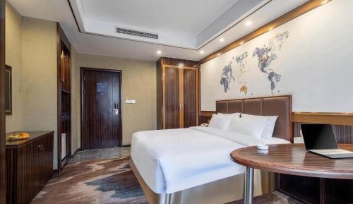 Digital Double Room