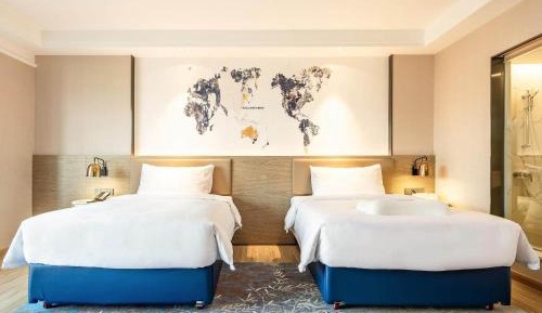 Premier Twin Room