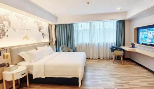 Honorable Suite
