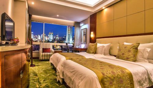 Superior Twin Room with River View