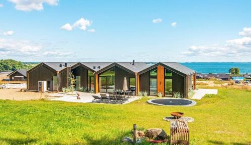 Four-Bedroom Vacation Home