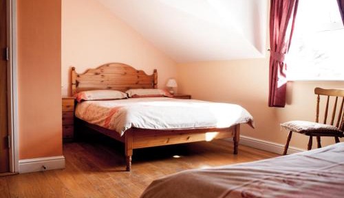 Triple Room with Private Bathroom