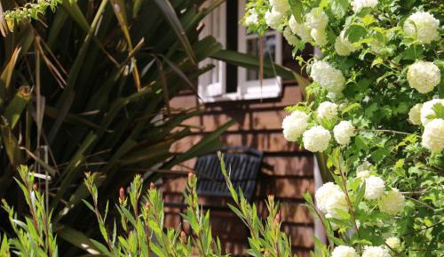 One-Bedroom Cottage with Spa Bath - Cottage 4