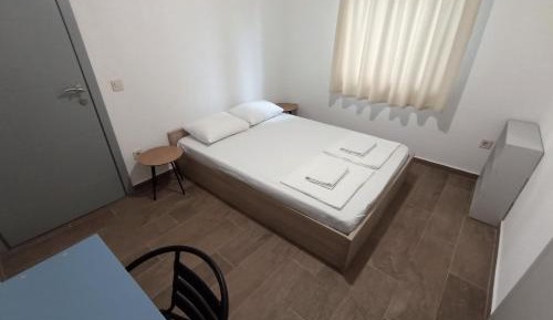 Standard Double Room with Shared Bathroom