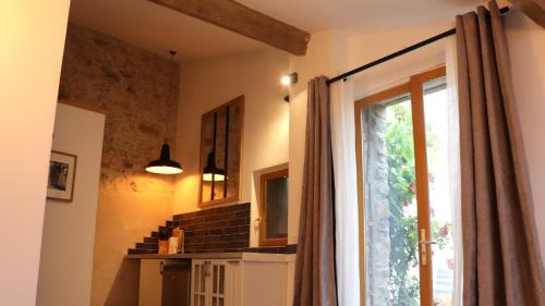 Queen Room with Garden View