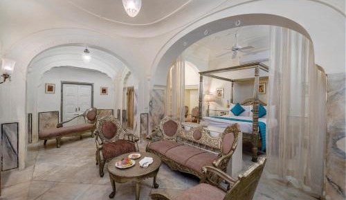 Queen Suite