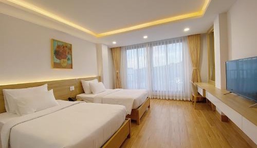 Triple Room with Balcony