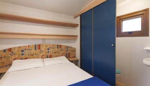Two-Bedroom Mobile Home (4 Adults)