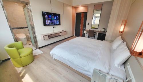 Double Room with Private Bathroom