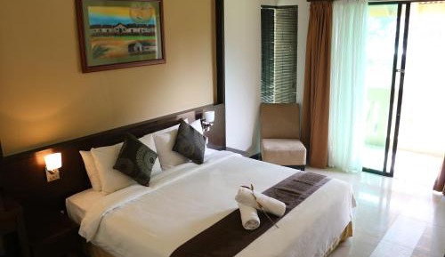 Superior Deluxe (Seaview)