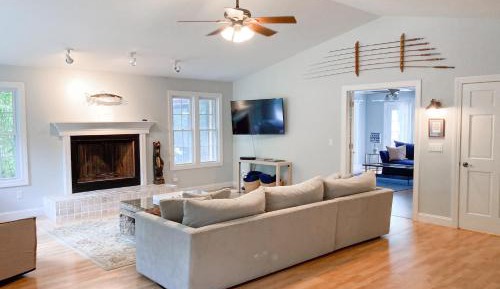 Four bedroom holiday home 