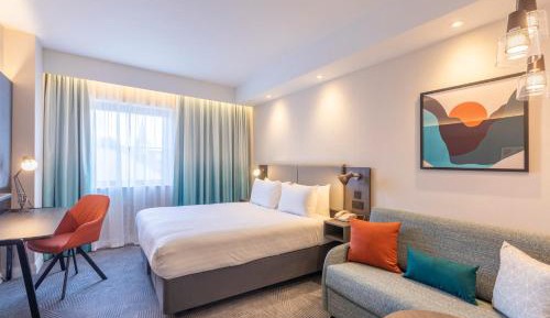 Premium Queen Room with sofa bed