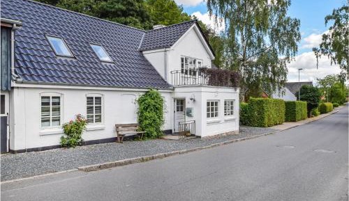 Five-Bedroom Holiday Home