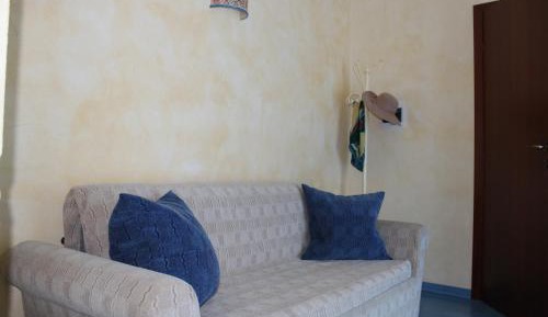 Superior One-Bedroom Apartment