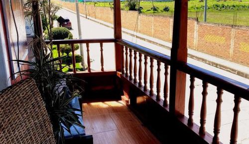 Three-Bedroom Apartment with Balcony