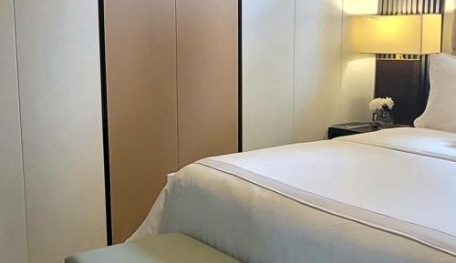 Deluxe Family Suite