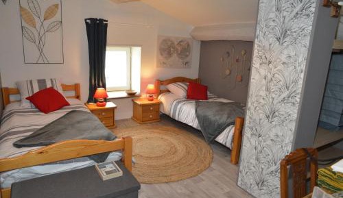 Standard Twin Room