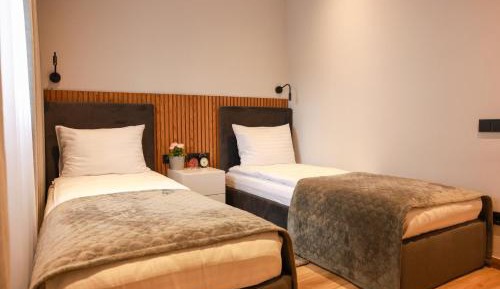 Twin Room with Bathroom