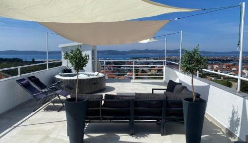 Apartment with Sea View