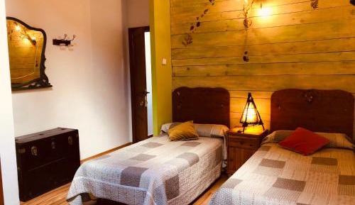 Twin Room with Bathroom