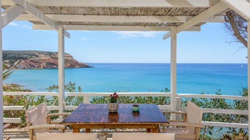 Family Room with Sea View