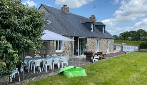 Four-Bedroom Holiday Home