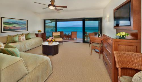 One-Bedroom Suite - Ocean Front 