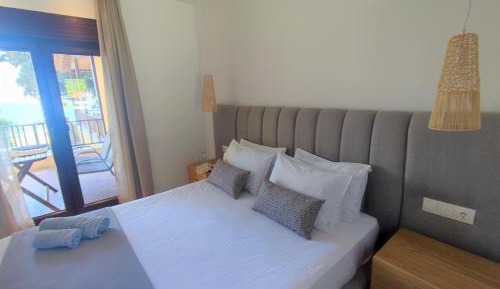 One Bedroom Family Apartment (2 adults + 2 children))