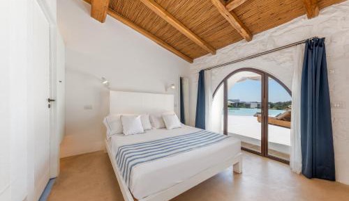 Double Room with Pool View