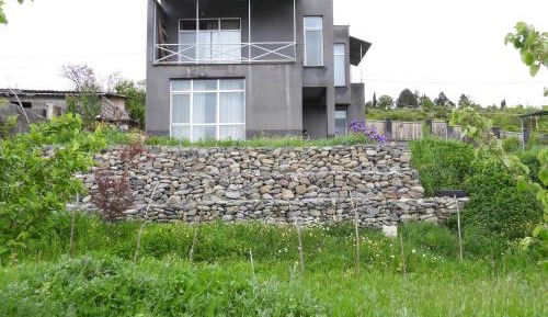 Villa with Garden View