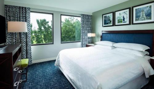 One-Bedroom Suite