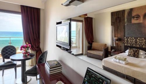 Deluxe Double Room - Beach Front